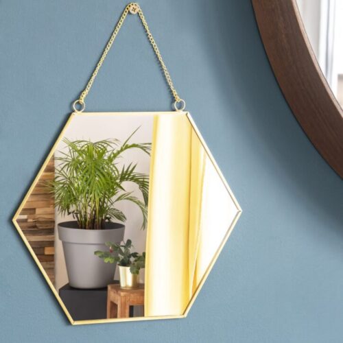 Hangende spiegel zeshoek sfeer voor de hal
