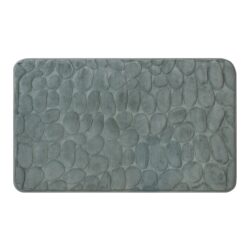 grijze badmat met stenen patroon