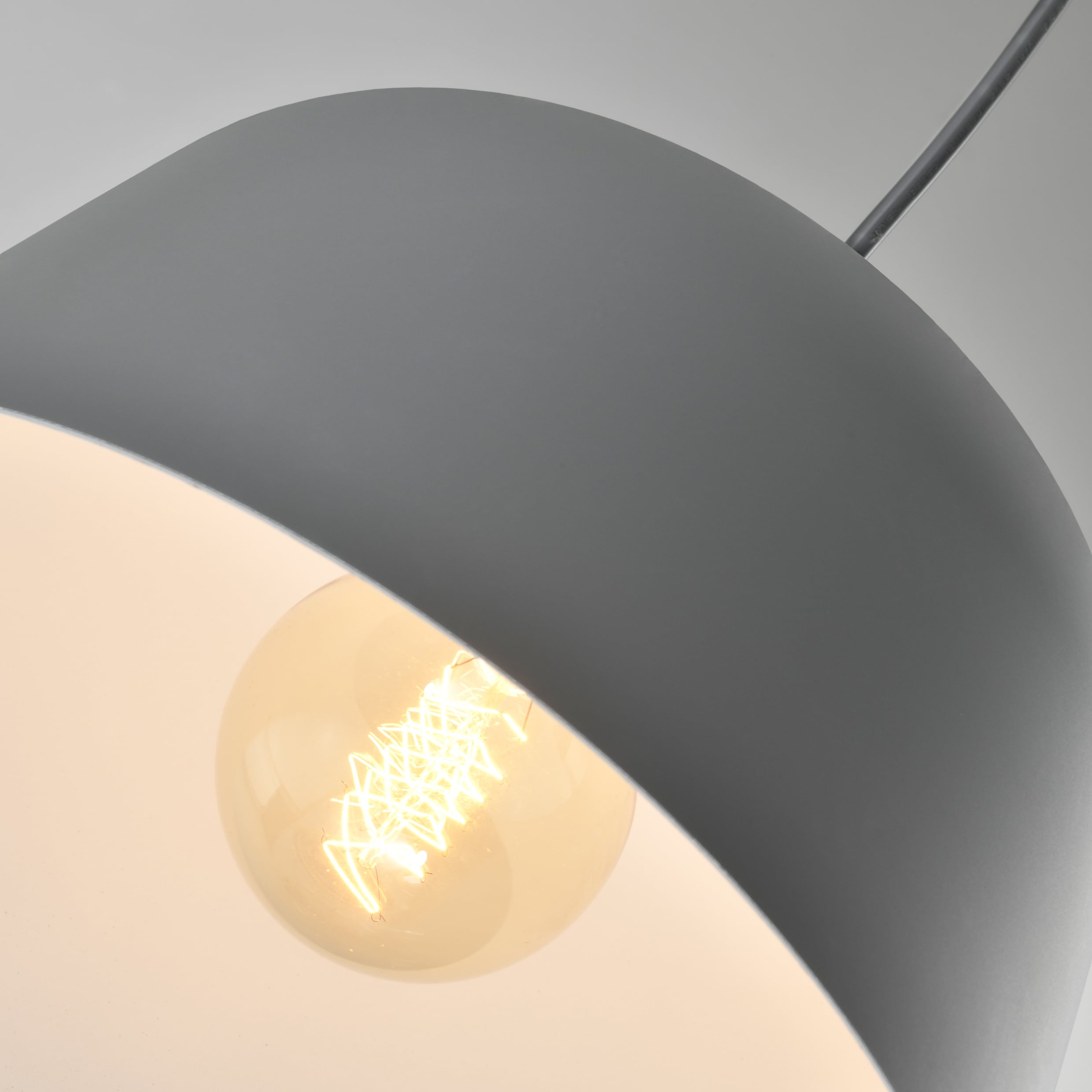 Lamp voor aan het plafond in het grijs met een diameter van 30 cm
